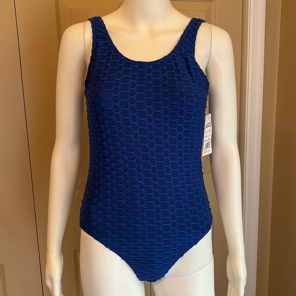 NWT BUZZ bodysuit size large